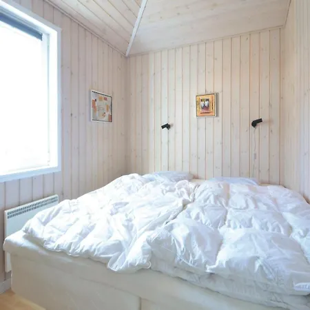 Three-bedroom Holiday In Vinderup